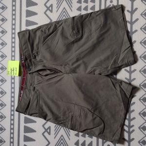 Men's wrangler outdoors shorts 34 waist